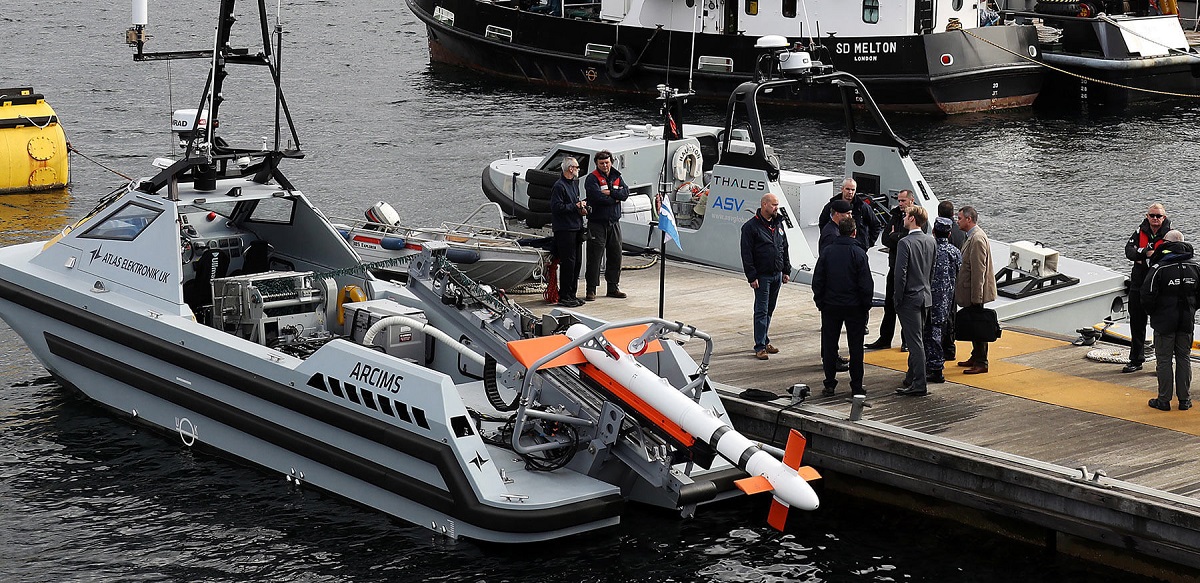 USV-ARCIMS-Halcyon-Royal-Navy.jpg