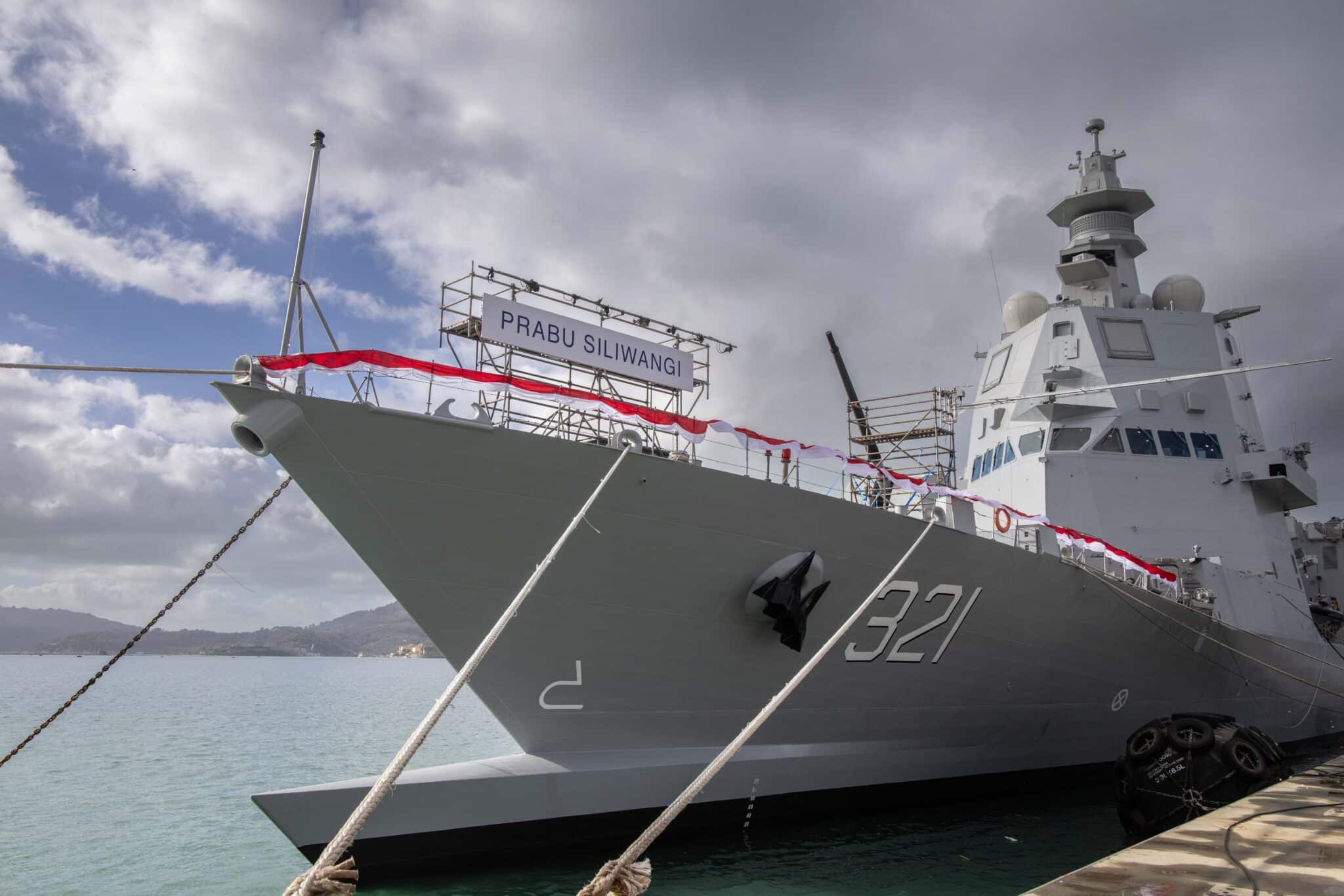 www.navalnews.com