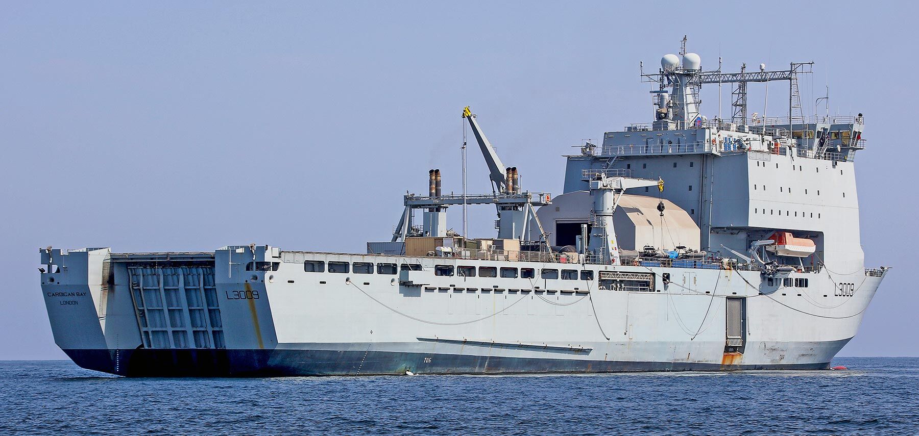 RFA-Cardigan-Bay-Littoral-Strike-Ship.jpg
