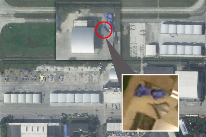 Leaked-satellite-pics-reveal-mystery-Chinese-jet-fighter-without-tail-MF-COMP.jpg
